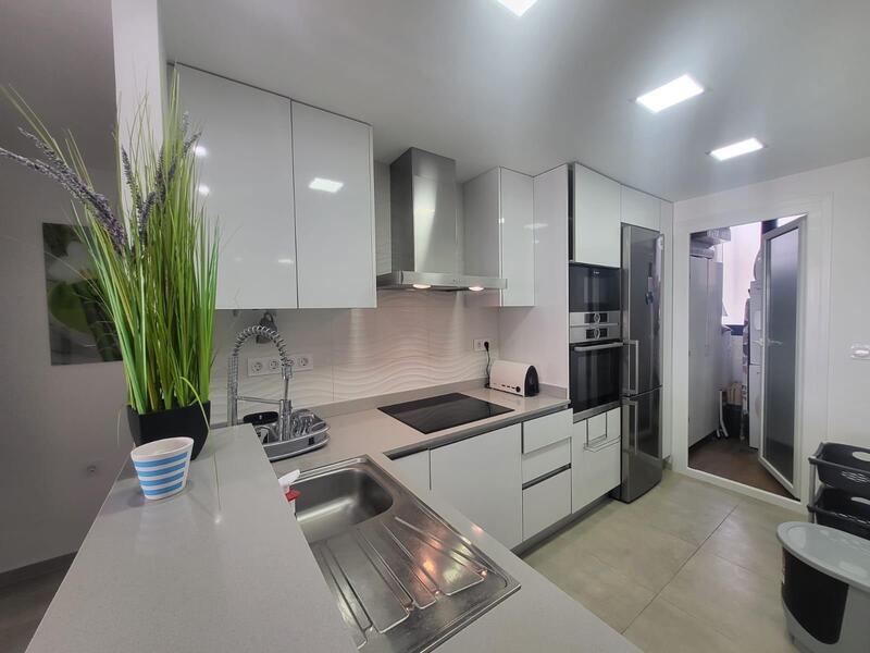 2 slaapkamer Appartement Te koop