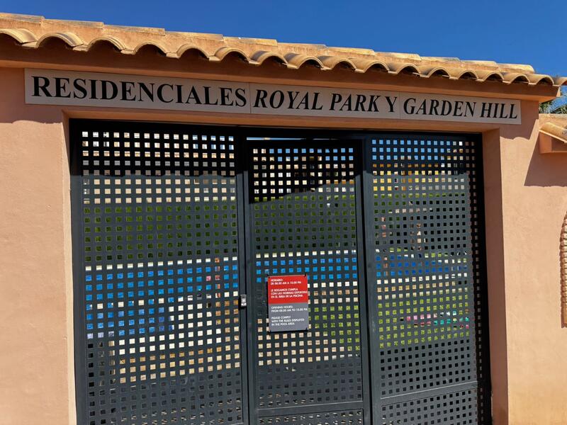 4 Cuarto Villa en venta