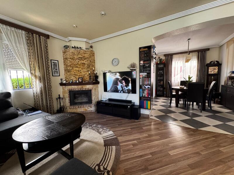 4 Cuarto Villa en venta