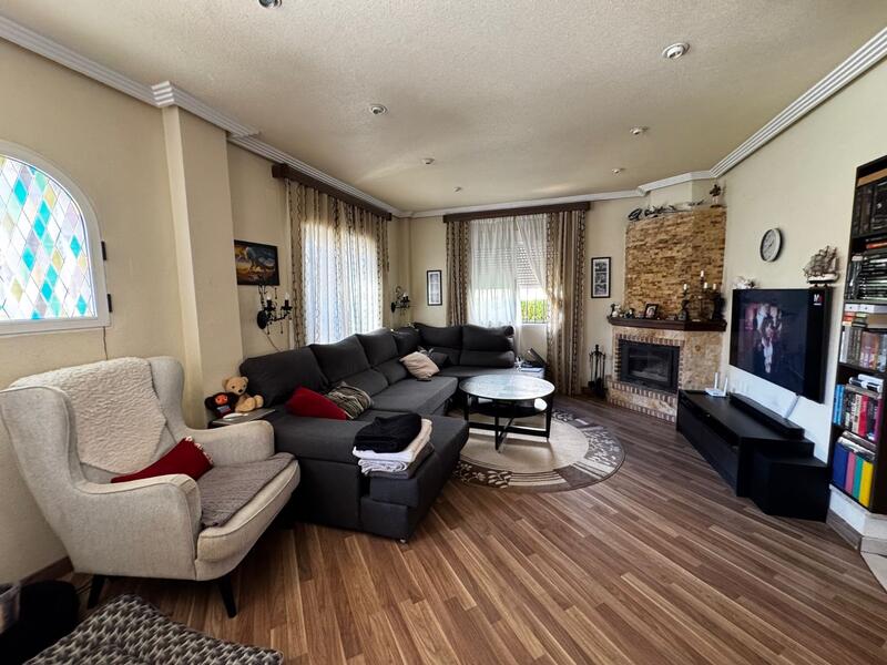 4 Cuarto Villa en venta