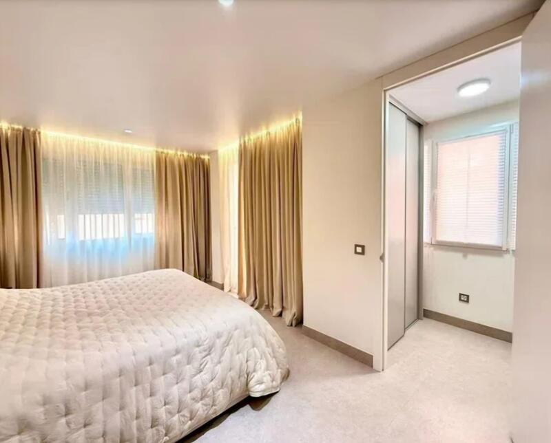 2 slaapkamer Appartement Te koop