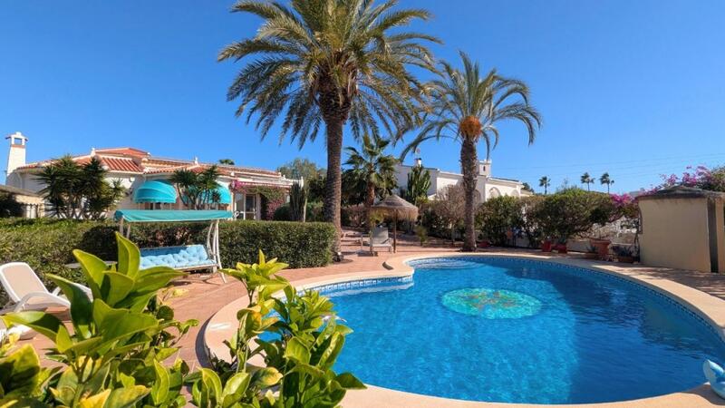 3 slaapkamer Villa Te koop