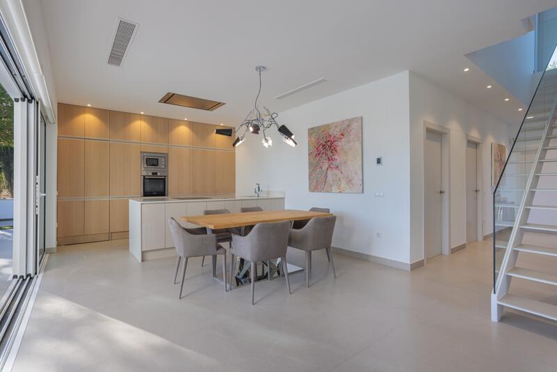 4 soveværelse Villa til salg
