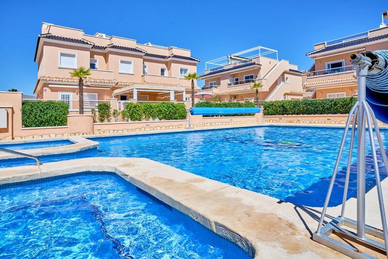 Apartamento en venta en Orihuela Costa, Alicante