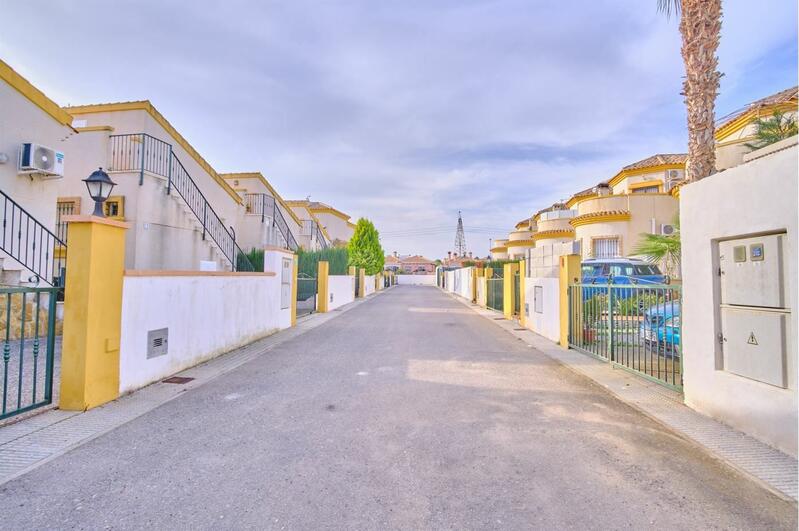 3 Cuarto Villa en venta