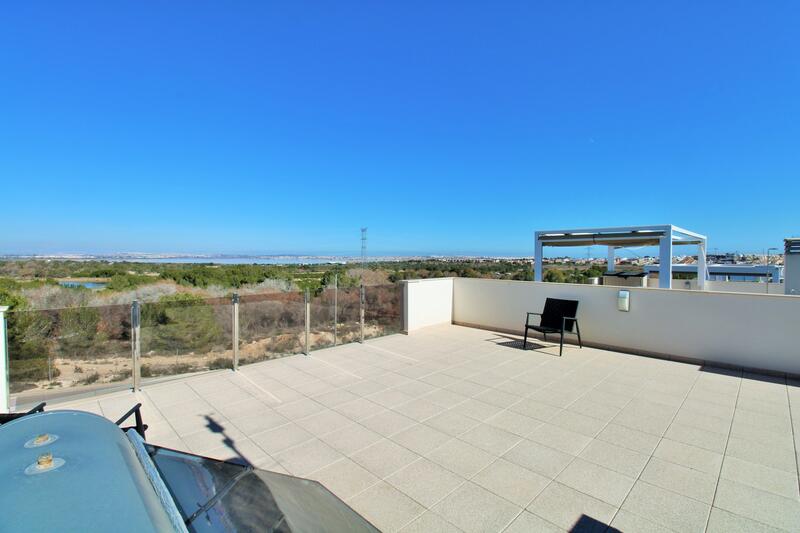 3 Cuarto Villa en venta