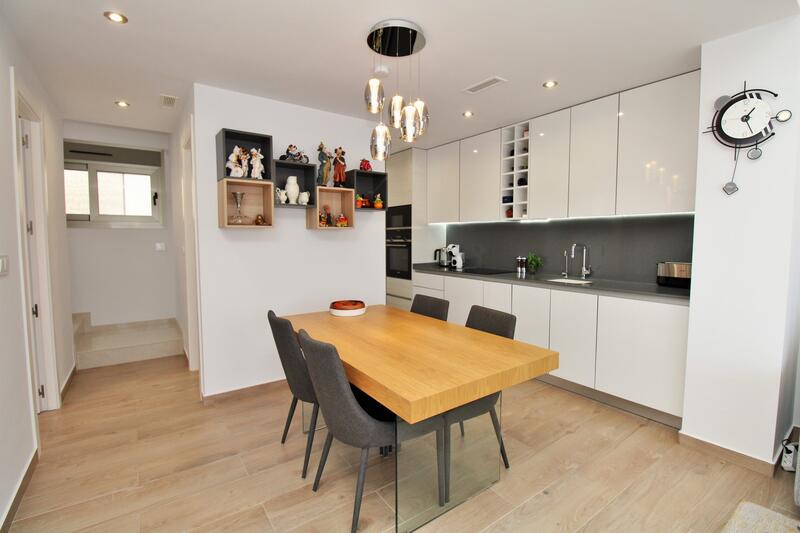 3 Cuarto Villa en venta