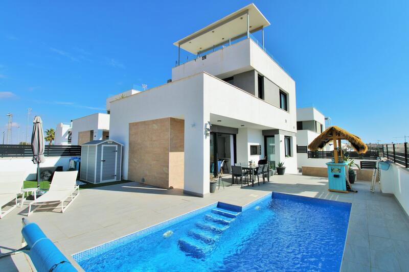 3 Cuarto Villa en venta