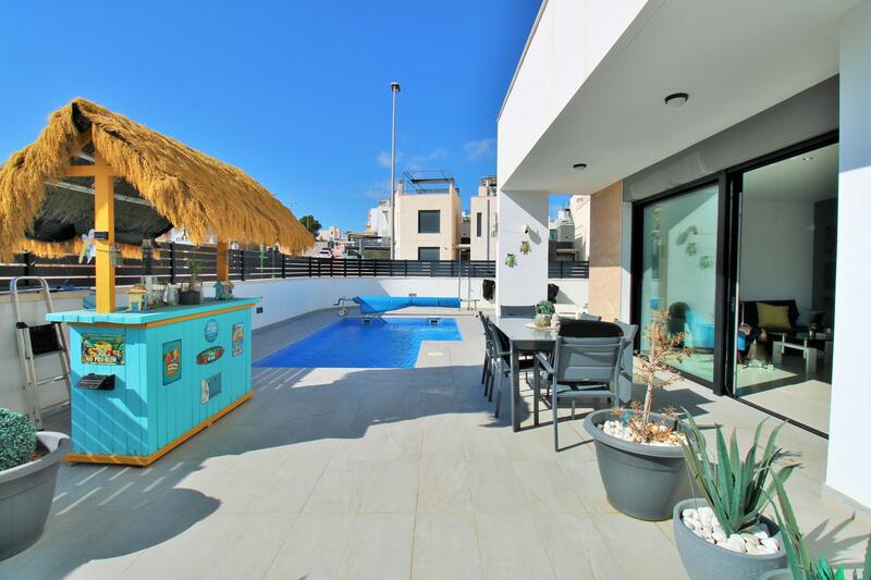 3 Cuarto Villa en venta