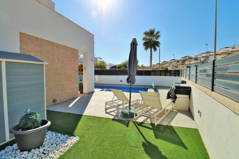 3 Cuarto Villa en venta