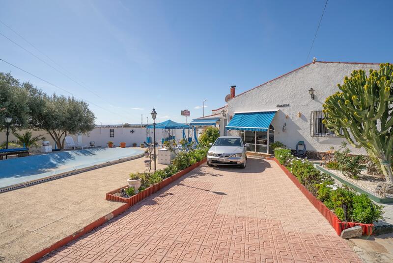 4 slaapkamer Villa Te koop