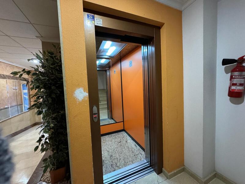 2 спальная комната квартира продается
