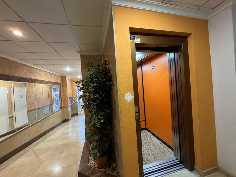 2 спальная комната квартира продается