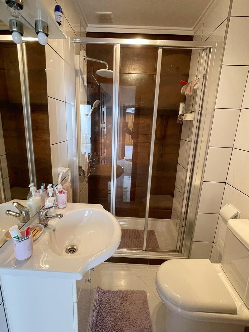 2 спальная комната квартира продается