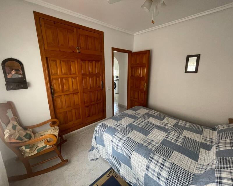 2 Cuarto Villa en venta