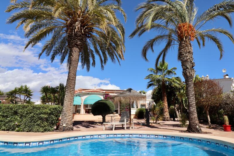 Villa til salgs i Ciudad Quesada, Alicante