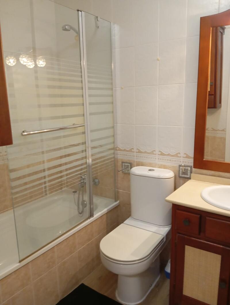 3 Schlafzimmer Stadthaus zu verkaufen