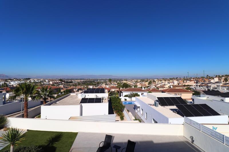 3 Cuarto Villa en venta
