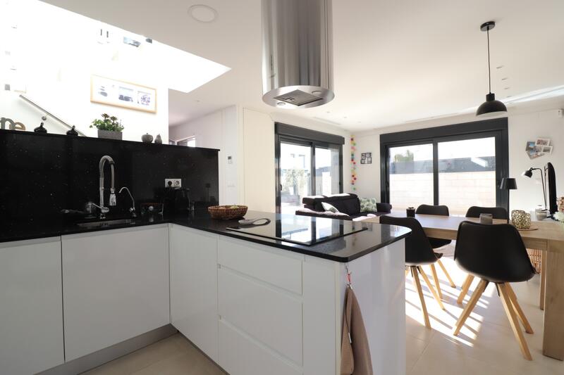 3 Cuarto Villa en venta
