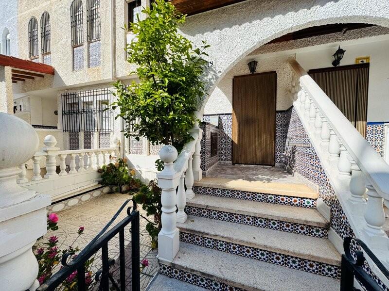 Radhus till salu i La Mata, Alicante