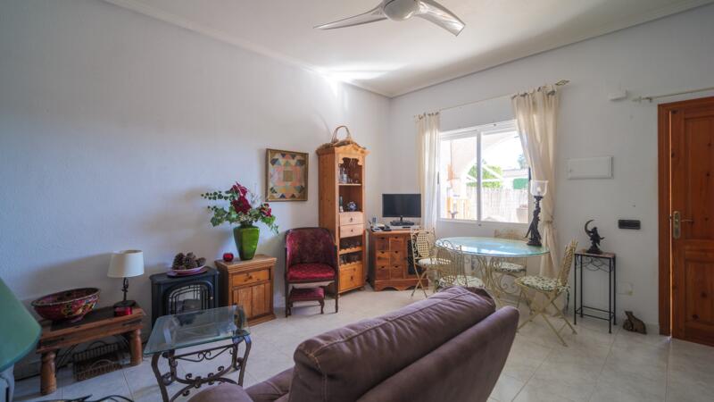 2 bedroom Townhouse for sale