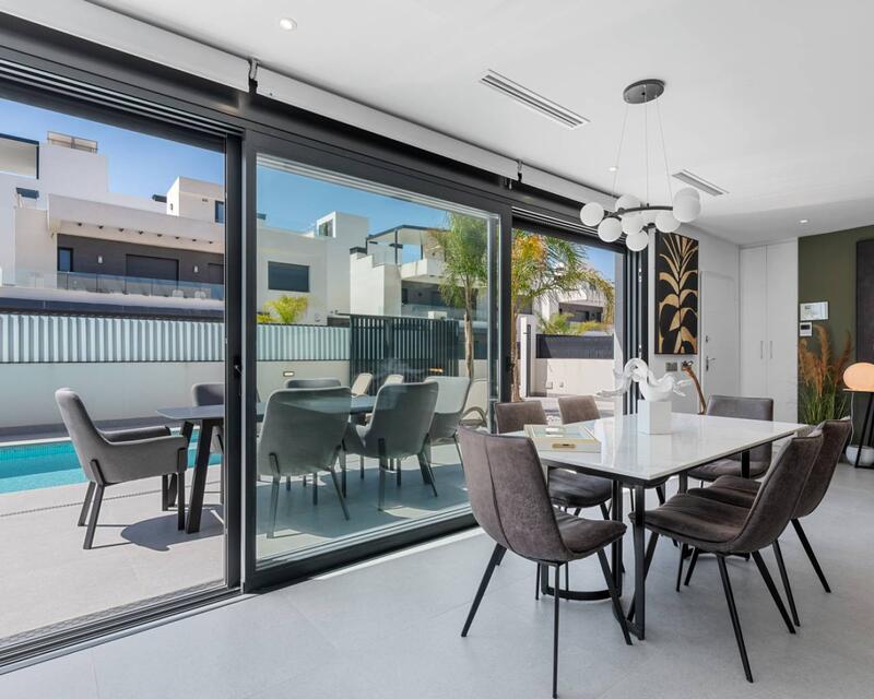 3 Cuarto Villa en venta