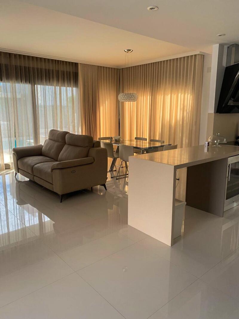 4 Schlafzimmer Villa zu verkaufen
