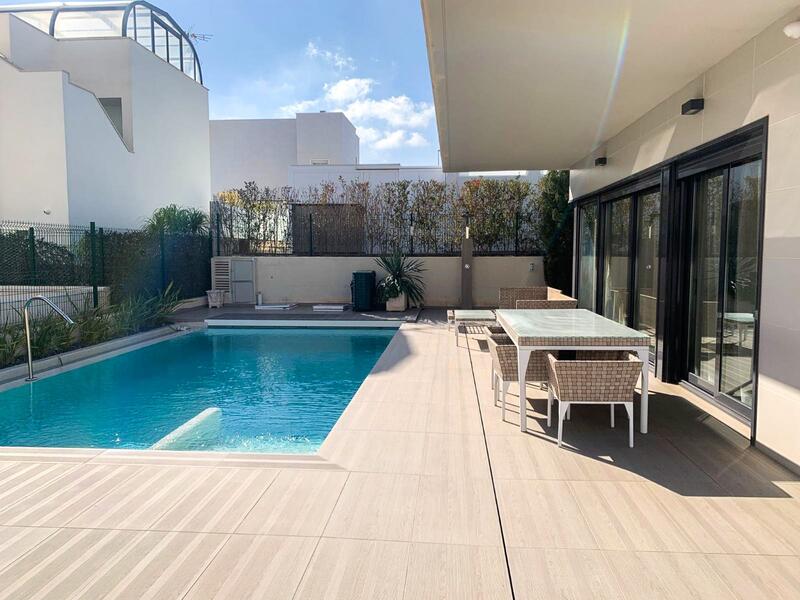4 Schlafzimmer Villa zu verkaufen