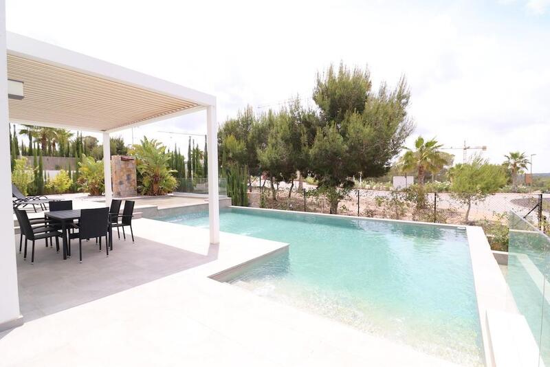 Cave House for sale in Orihuela Costa, Alicante