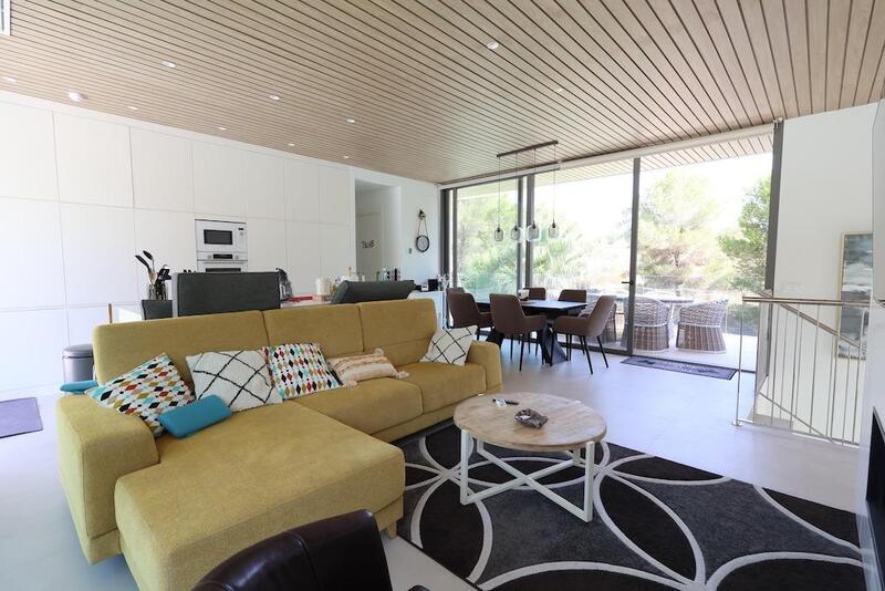 4 Cuarto Casa Cueva en venta