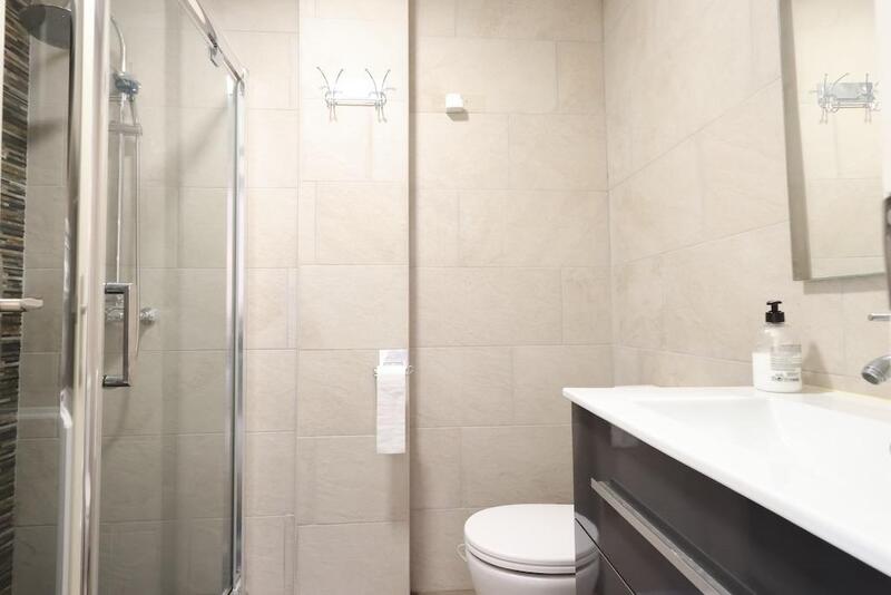 2 Cuarto Local Comercial en venta