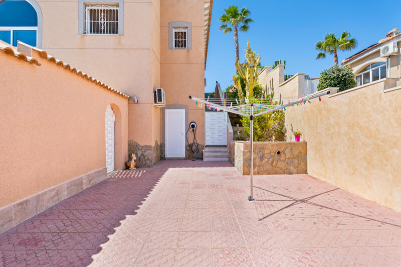 5 Cuarto Villa en venta
