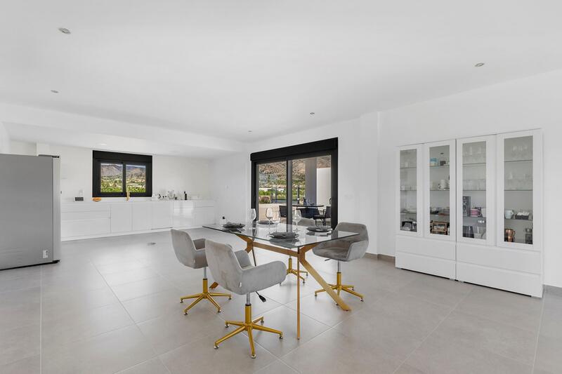 3 Cuarto Villa en venta