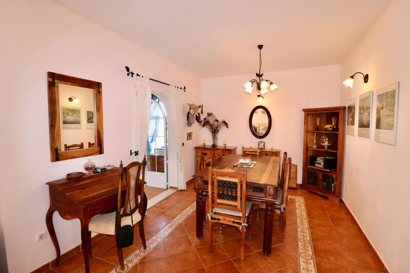 5 bedroom Country House for sale
