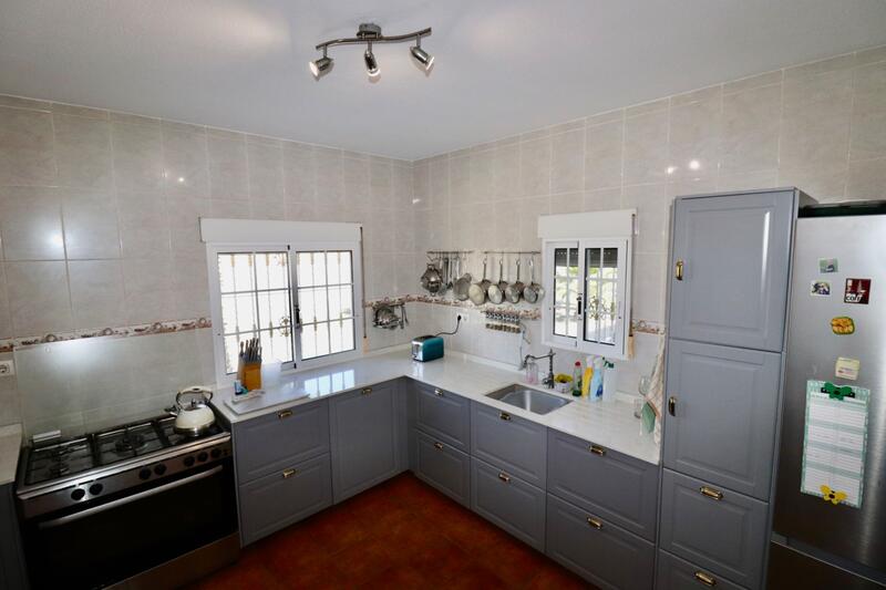 5 bedroom Country House for sale