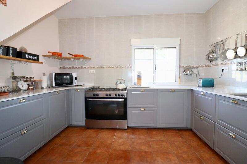 5 bedroom Country House for sale