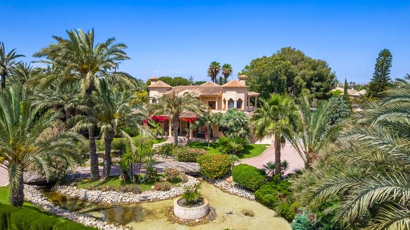 5 slaapkamer Villa Te koop