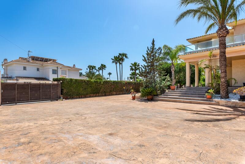 5 chambre Villa à vendre