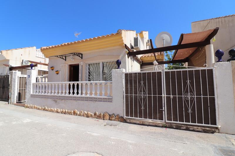 Villa till salu i Ciudad Quesada, Alicante