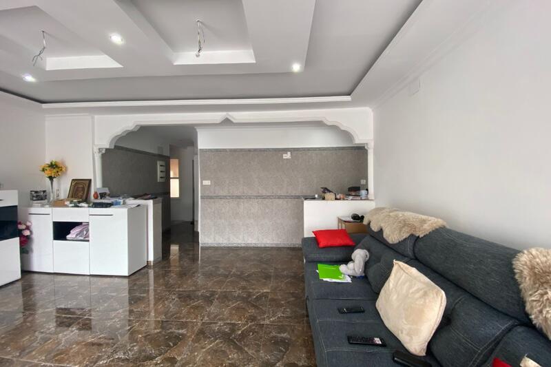 4 bedroom Apartment for sale