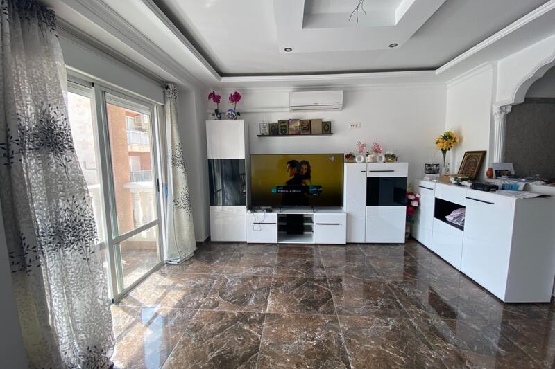 4 bedroom Apartment for sale