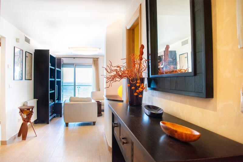 4 bedroom Apartment for sale