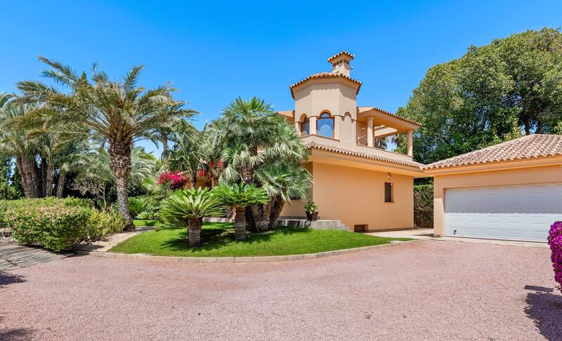 5 slaapkamer Villa Te koop