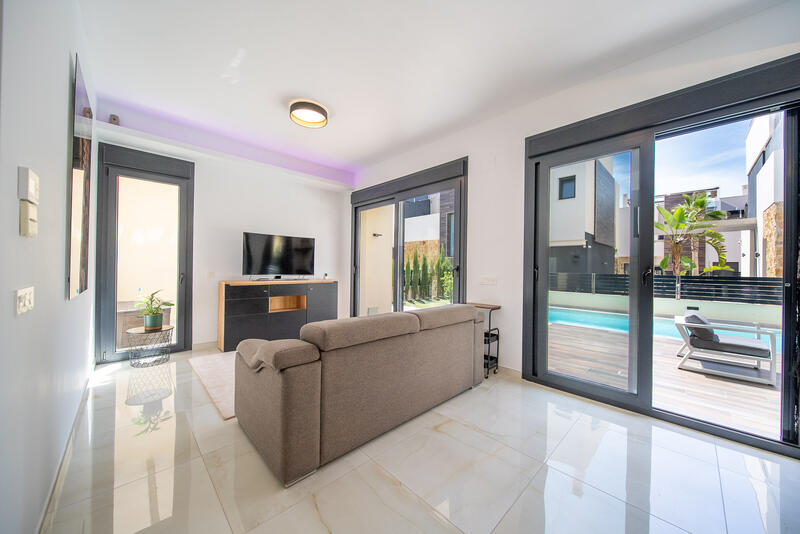 3 bedroom Villa for sale