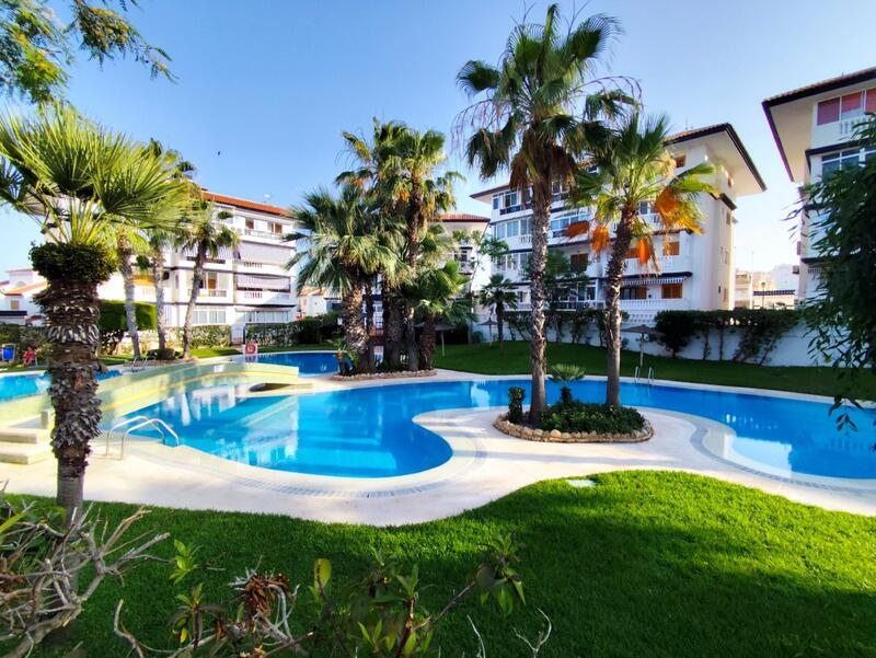 Appartement Te koop in La Mata, Alicante