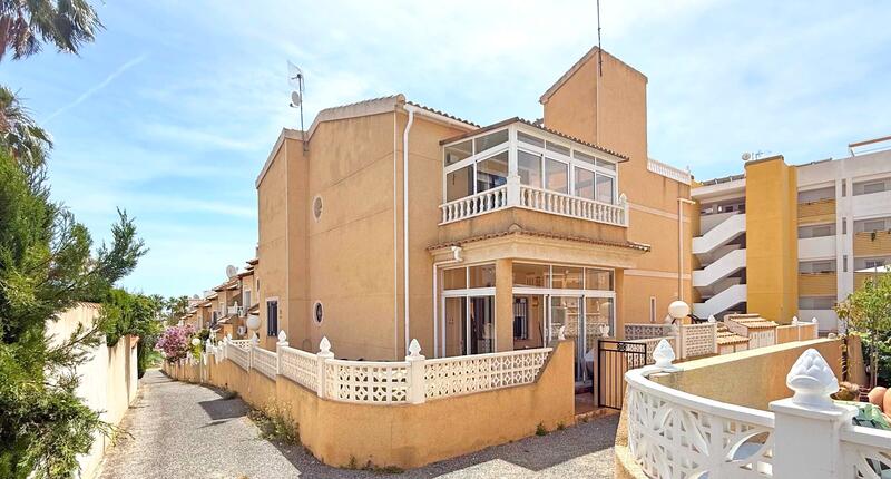 Villa for sale in Orihuela Costa, Alicante