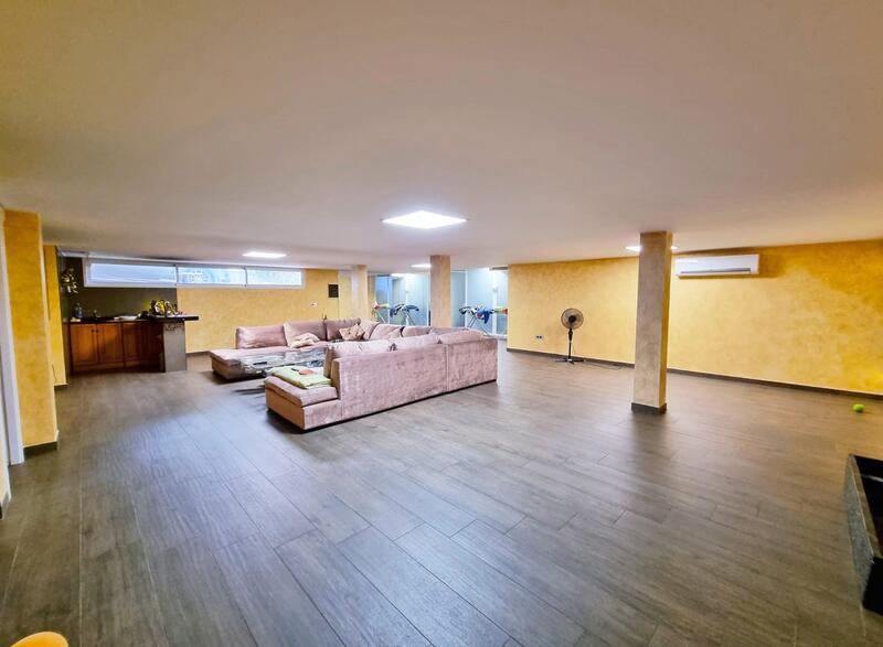 5 slaapkamer Villa Te koop