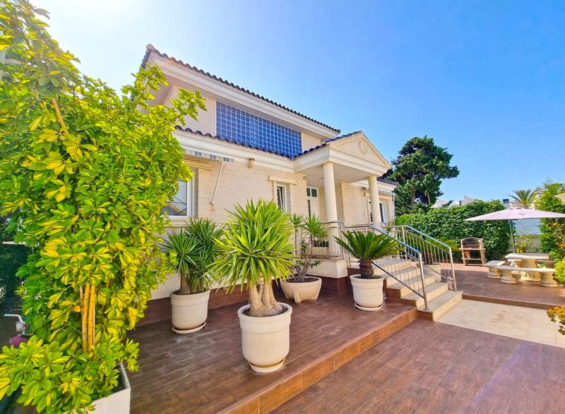5 slaapkamer Villa Te koop