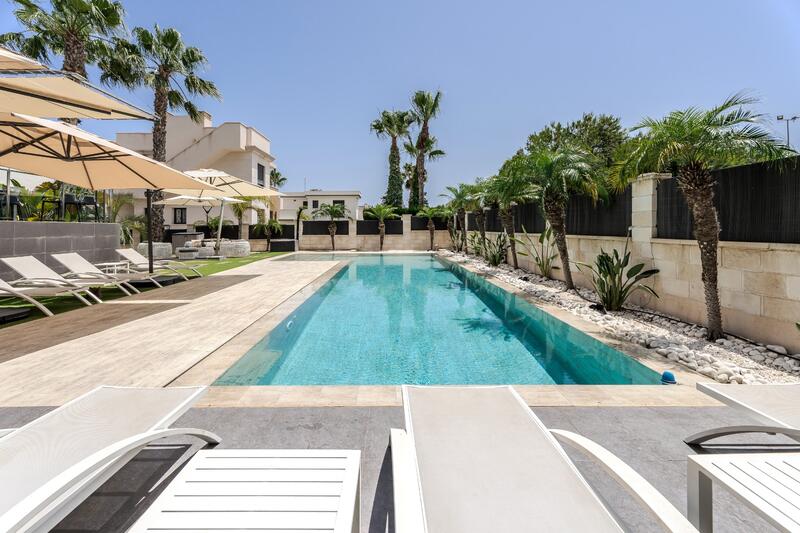 5 soverom Villa til salgs