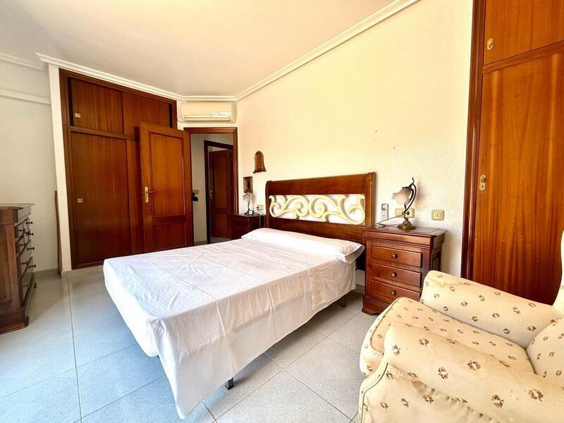 4 Cuarto Villa en venta